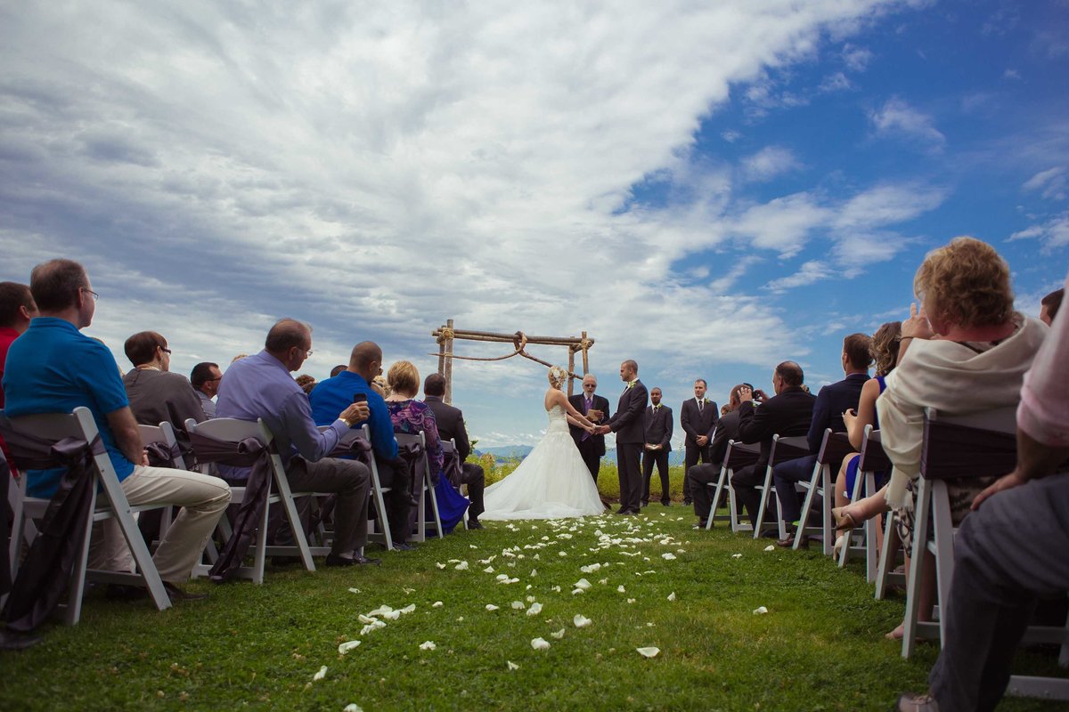 Parksville Beach Club Wedding Ceremony