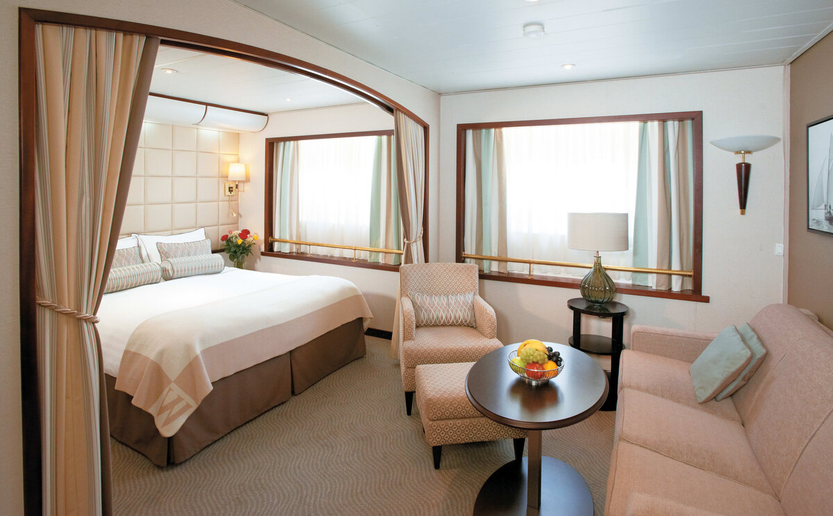O_SU_Suite_001_cc
