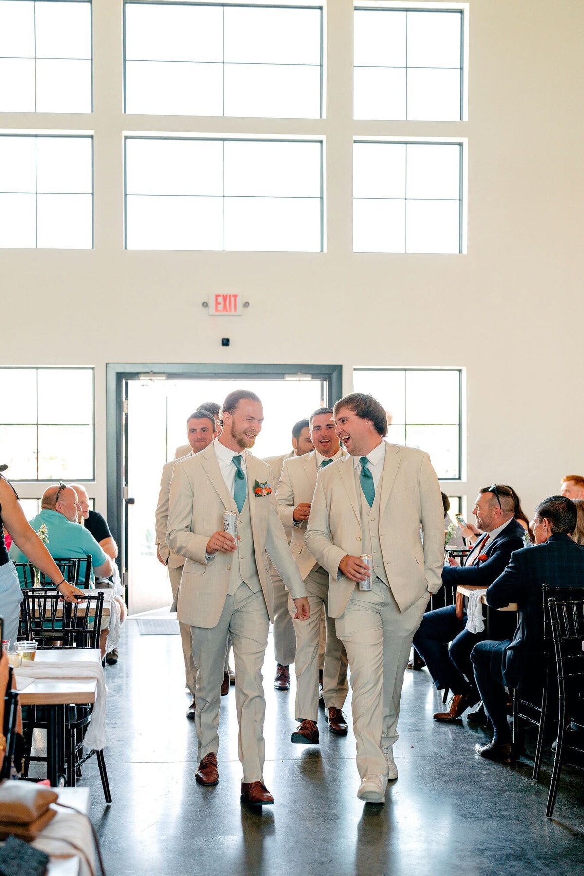 groomsmen-grand-entrance