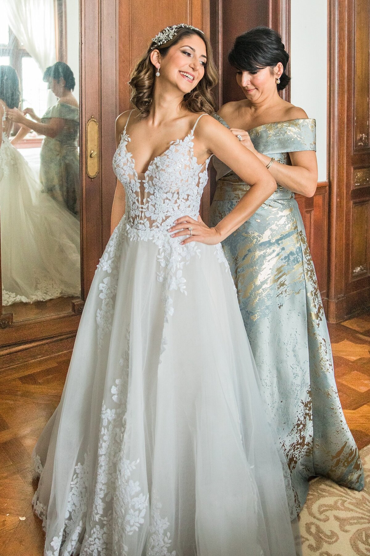 New Jersey Wedding + The Castle at Skylands Manor +  Jewish Wedding + Summer +  Jewish Couples + Jewish Bride + Yael Pachino Photography LLC + Val and Matt_1070