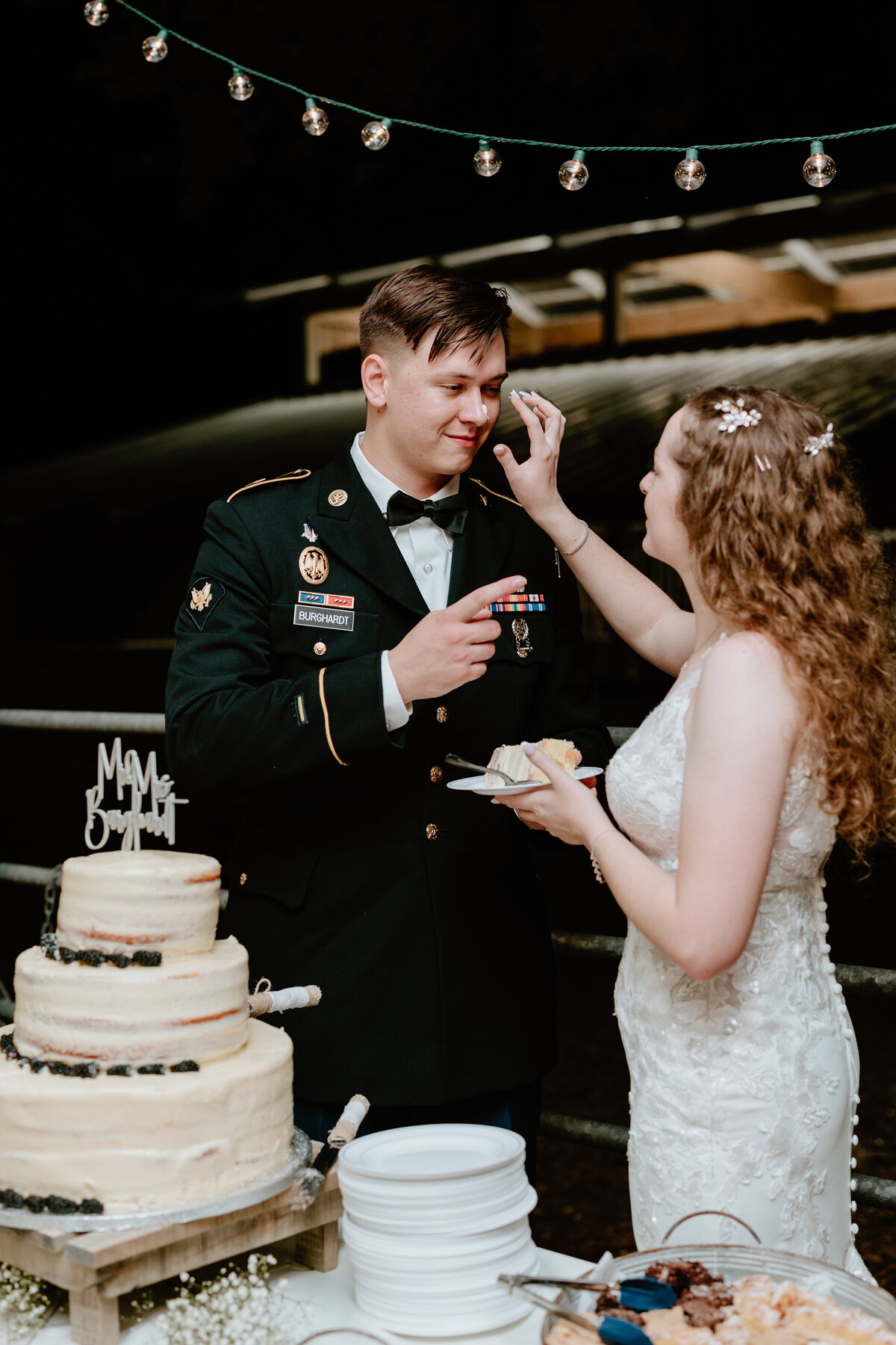 Bride and Groom cake cutting