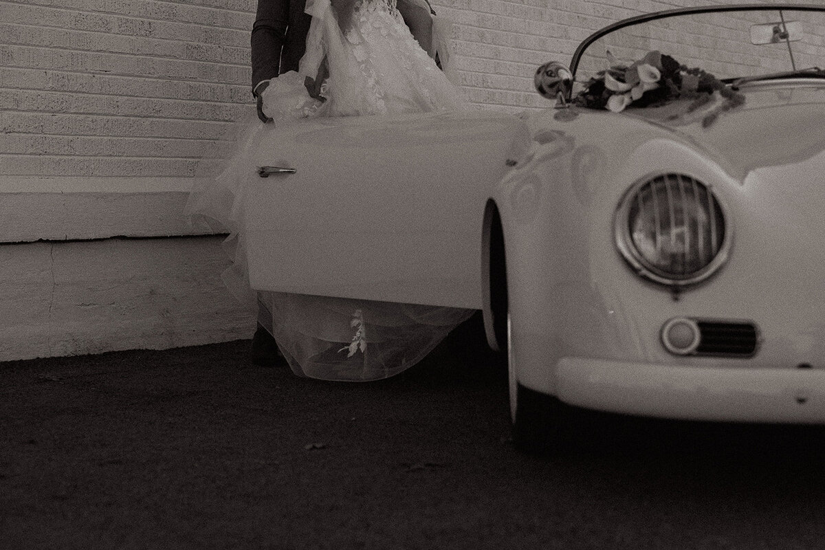 knapp-creek-event-center-intimate-wedding-4-2