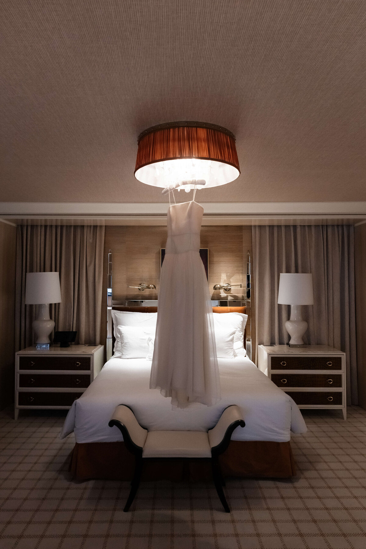 10_riskyexposure_shoshana-kyle_las-vegas-elopement-photography