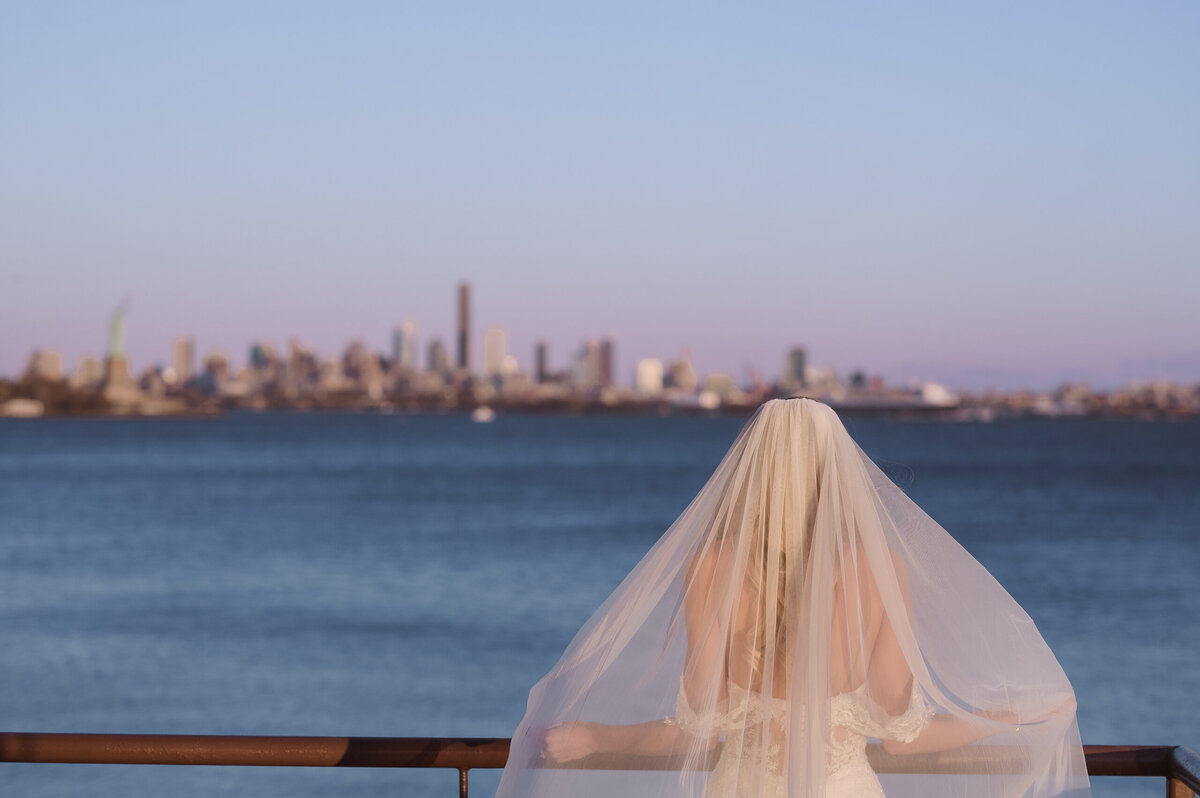 the-hudson-house-jersey-city-wedding-by-suess-moments-nj-photographer--1303