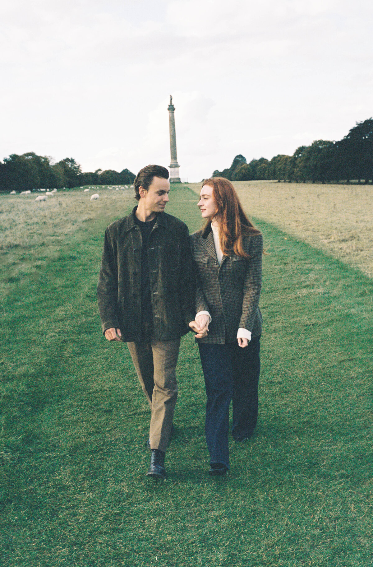 blenheim-palace-couple-portraits-analogue-2