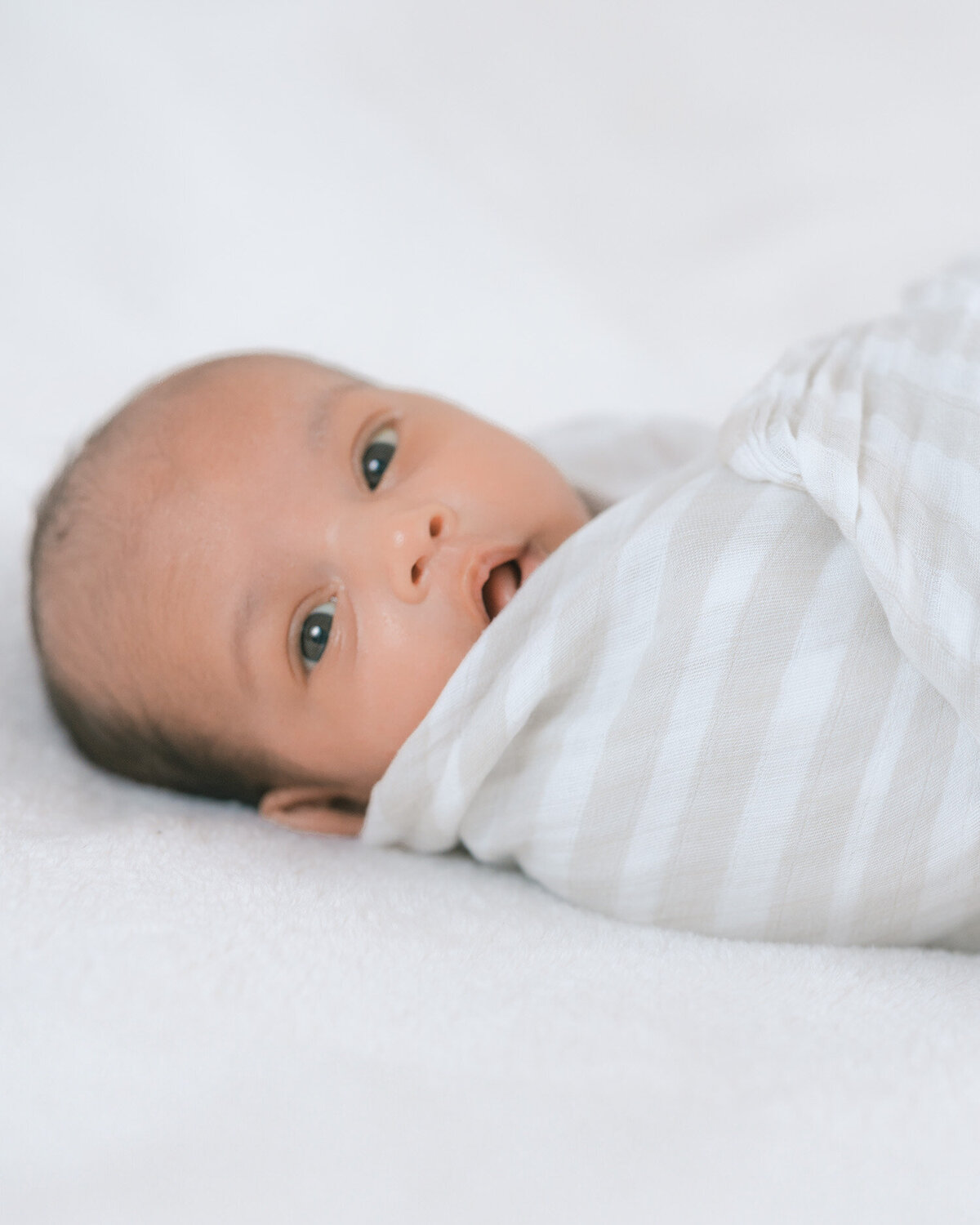 san-francisco-newborn-photographer-lifestyle-photoshoots