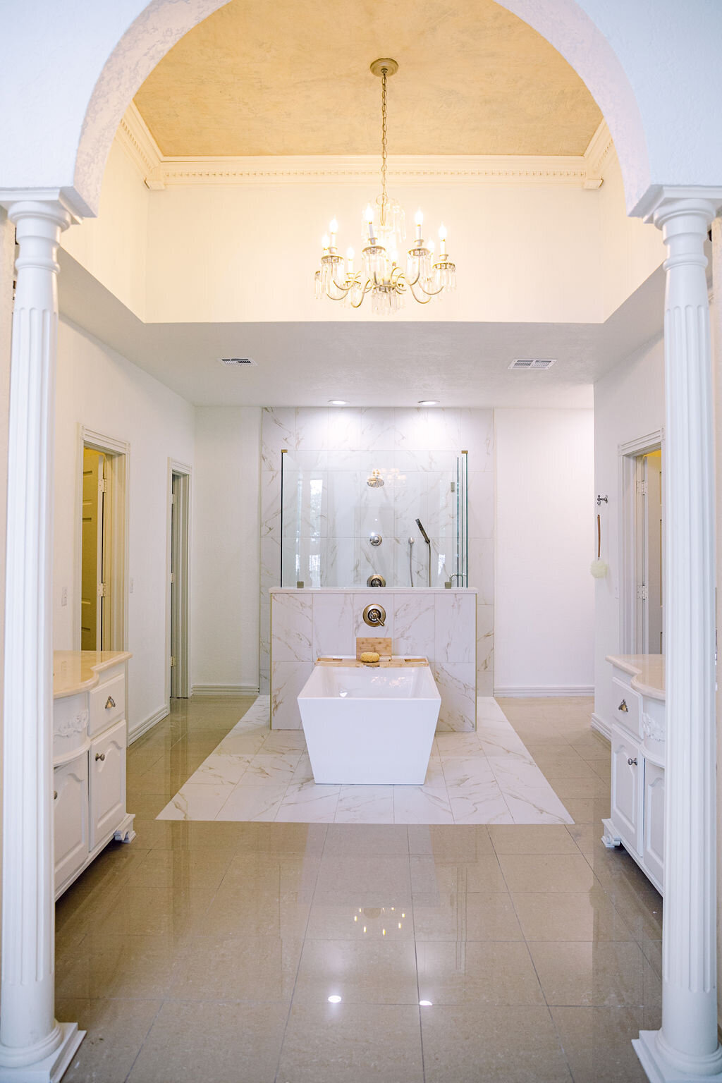 Refined Primary Bathroom