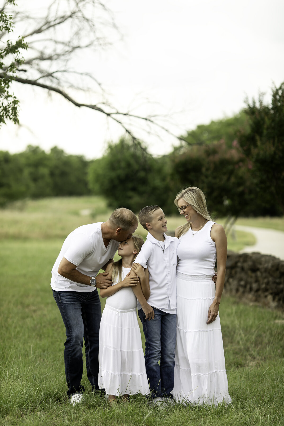 Fort-Worth-family-photographer-chunky-monkey-27