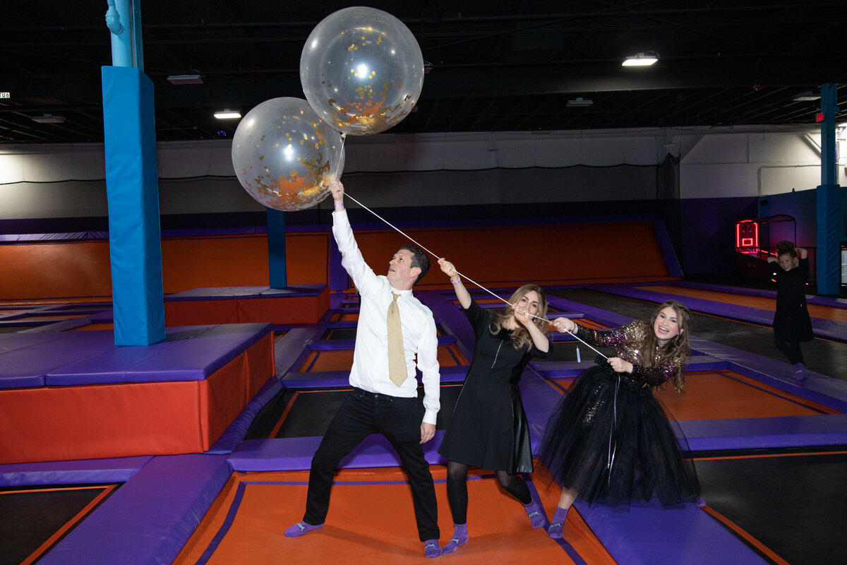 bat-mitzvah-party-family