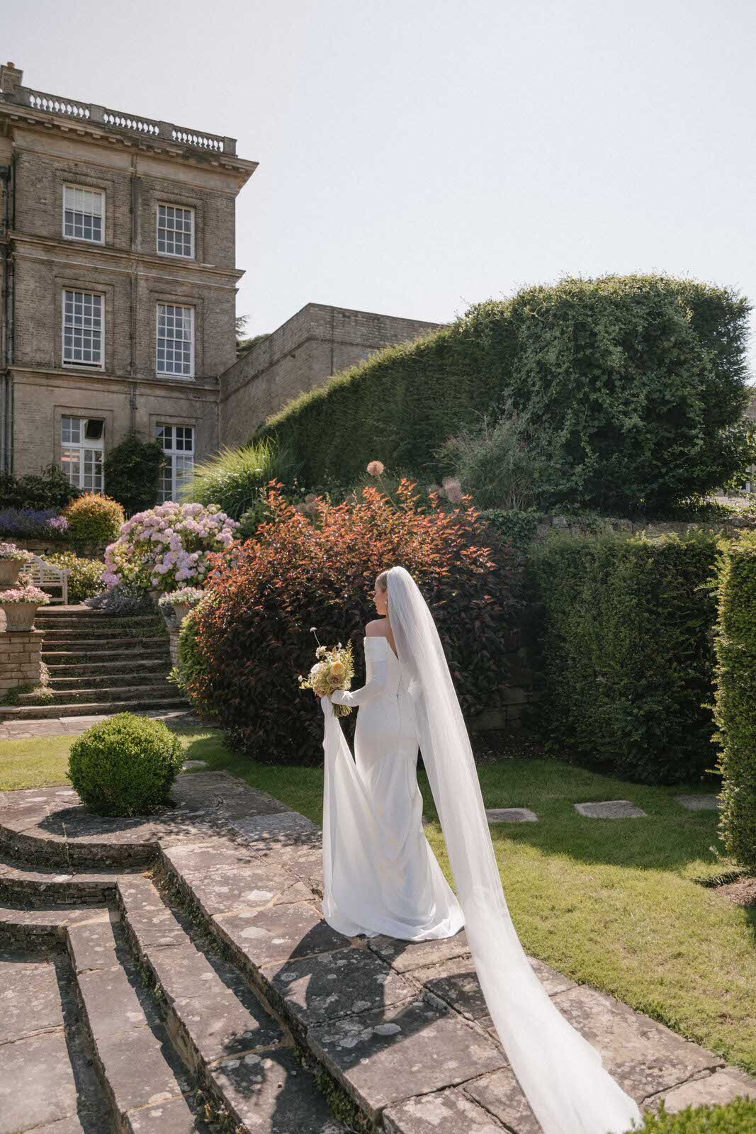 Flora_And_Grace_Analog_35mm_Editorial_Wedding_Photographer (1 von 1)-96