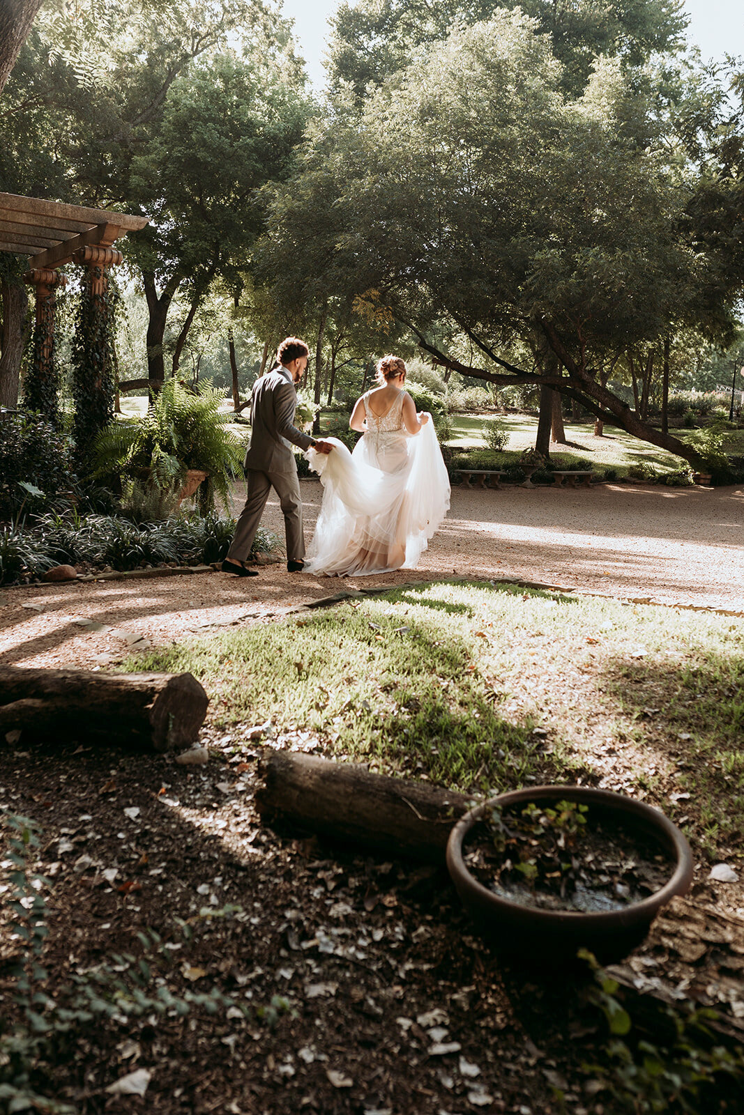 reTheBurrowWeddingPhotography-223