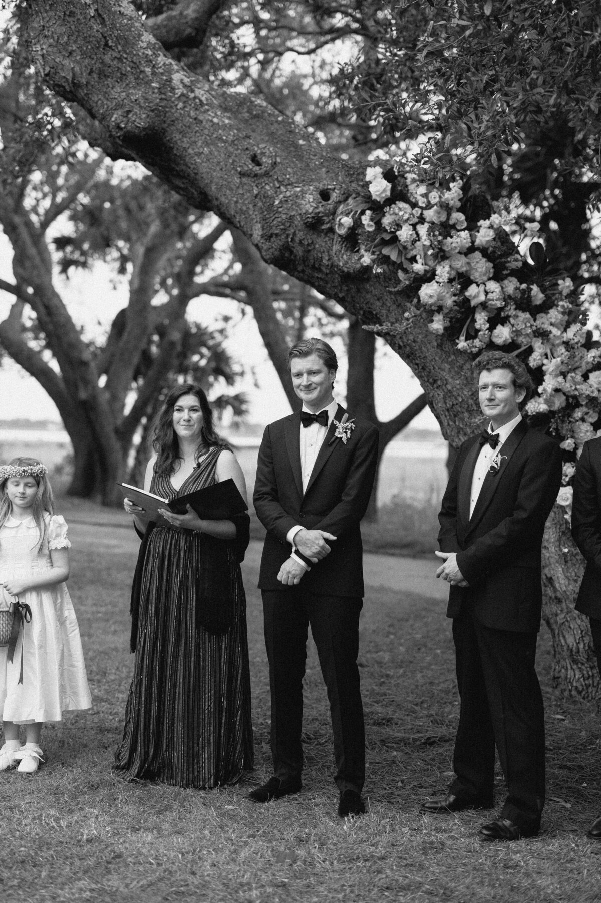 2312-emma-tristan-wedding-charleston-lowndes-grove-531