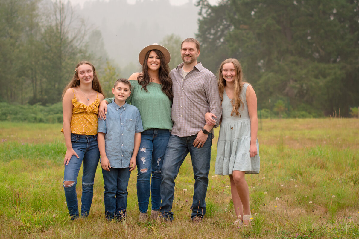 Sammamish and Issaquah Family Photographer Evans Creek Preserve (2)
