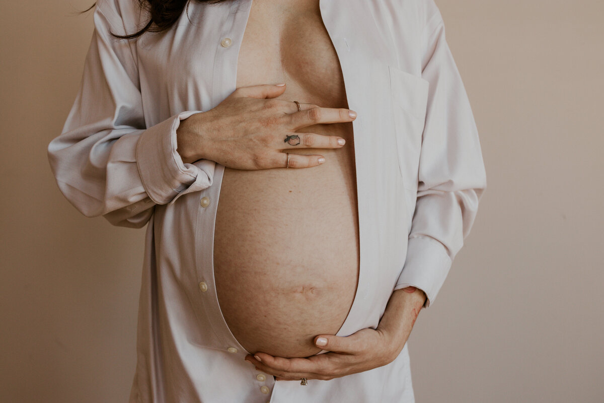 Tess and Zack Maternity_253