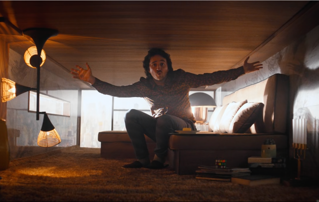 Engaging scenes from the Immowelt Prequel commercial, bringing emotional storytelling to life by Stephan Burchardt.