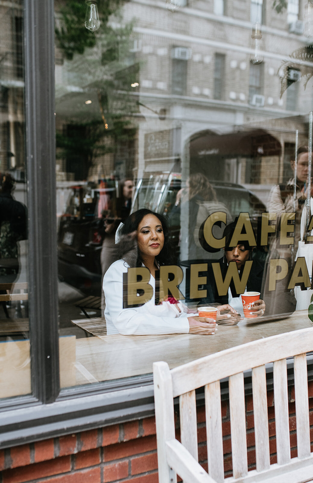 Brides-in-coffee-shop