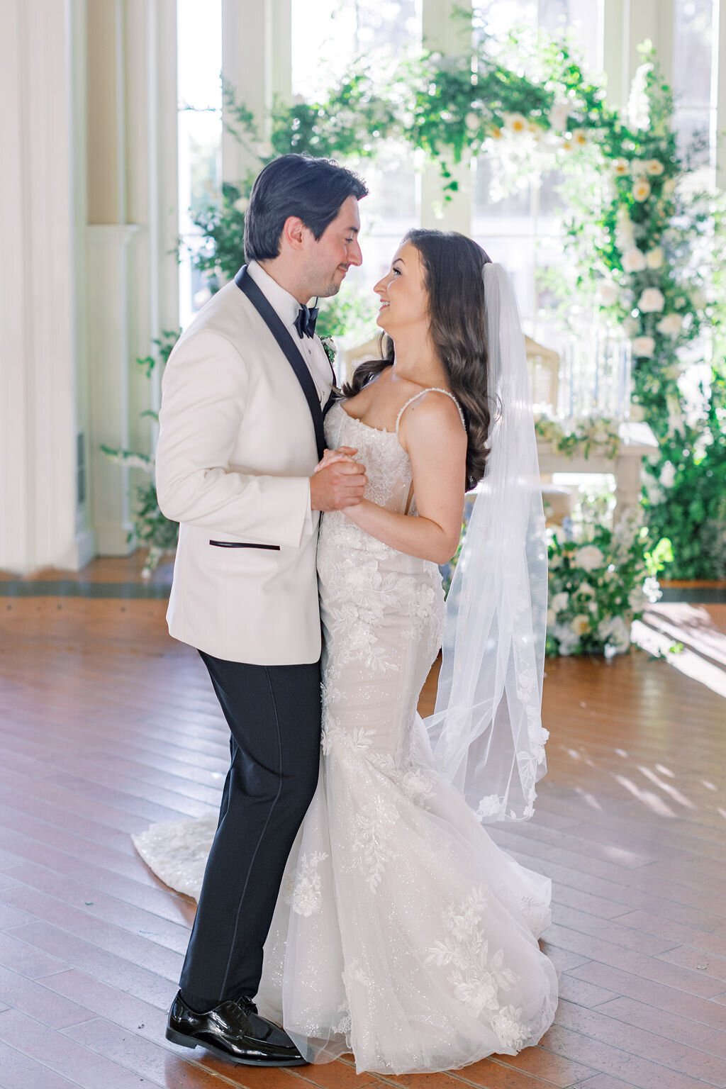 KatieTraufferPhotography-MaggieandNicoWedding-714