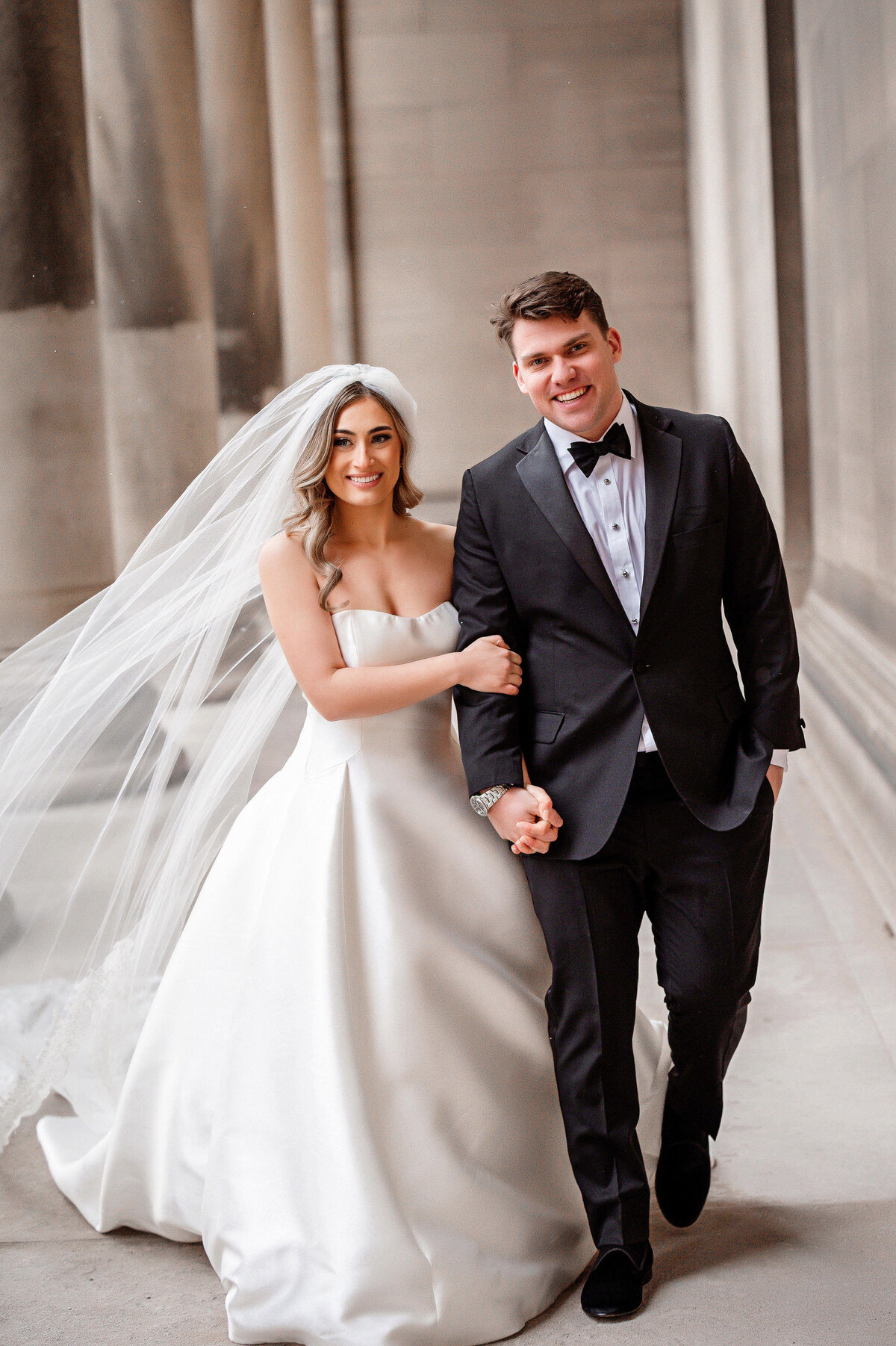 wedding photography at mellon institute columns pittsburgh