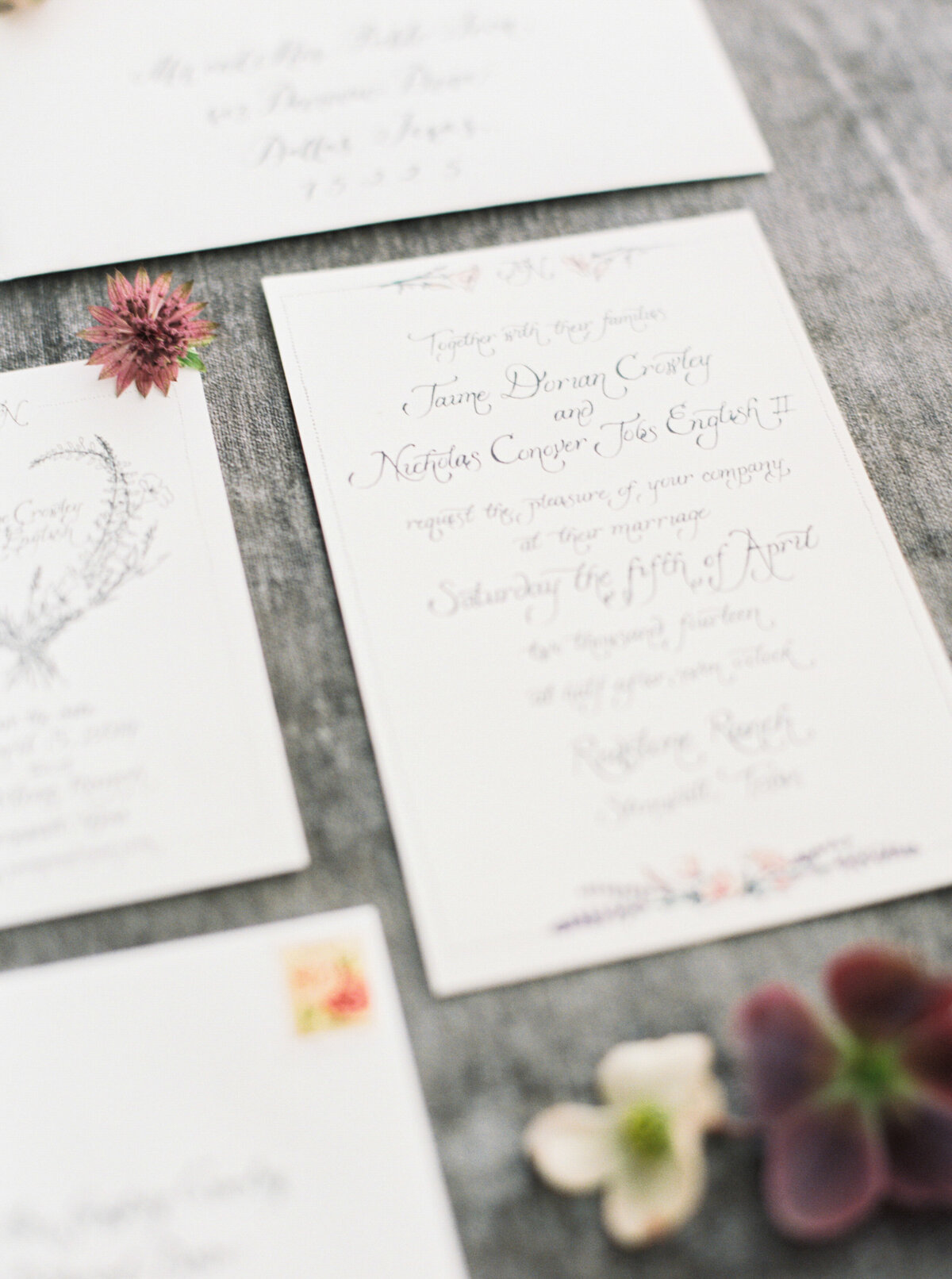 tented-outdoor-wedding-hand-drawn-invitation-wildflowers