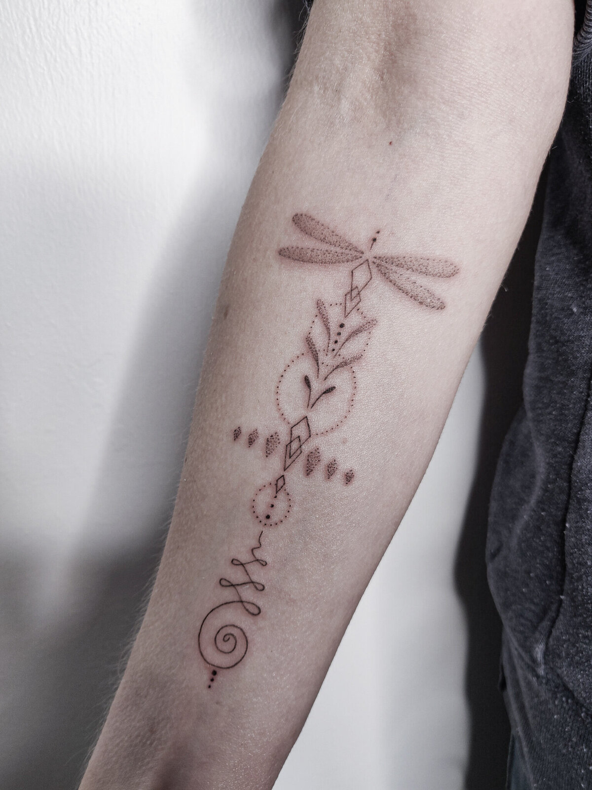 dragonfly tattoo, unalome tattoo, dotwork tattoo, fine line tattoo