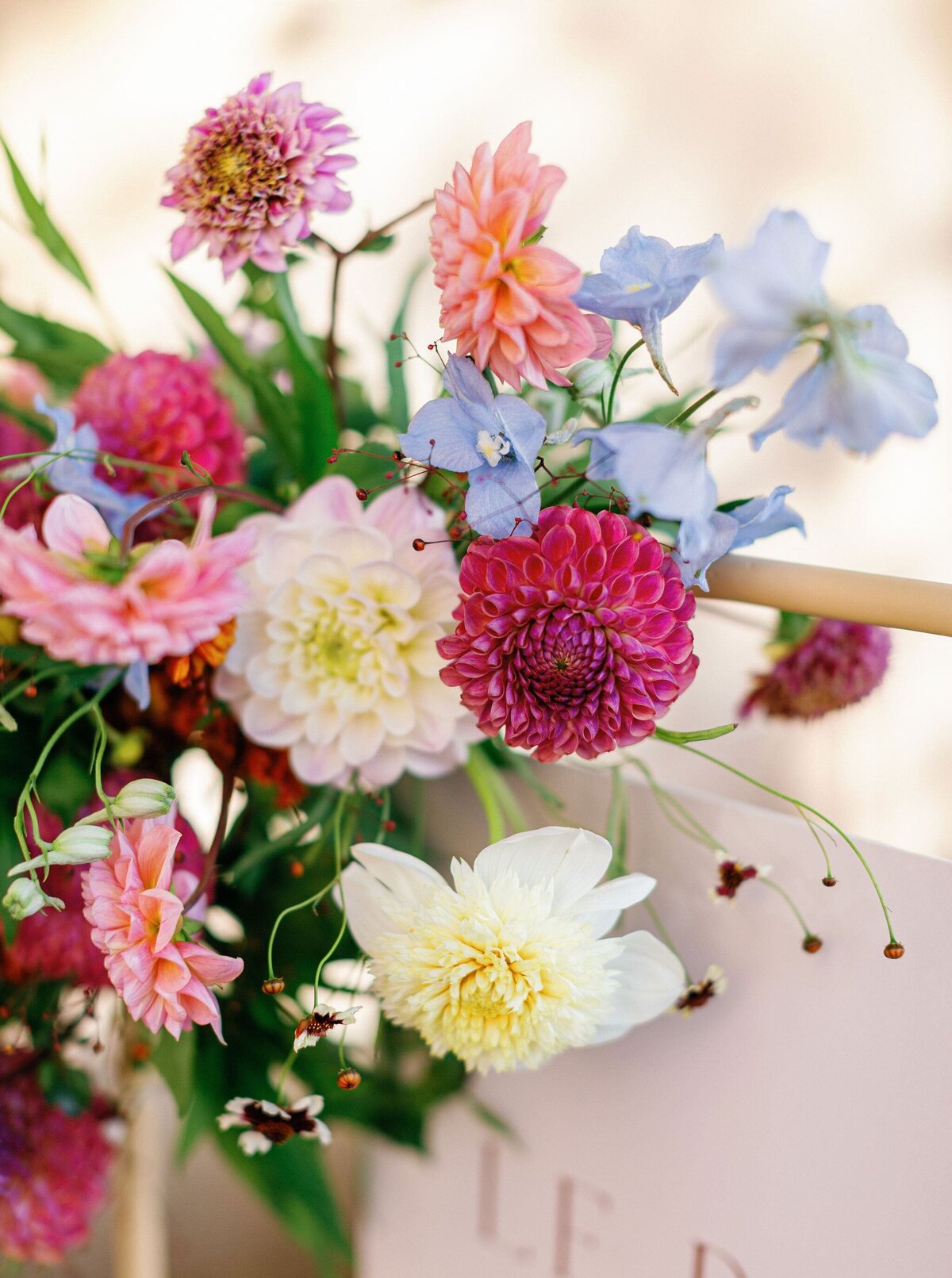 colourful-wedding-florals-pink-red-blue