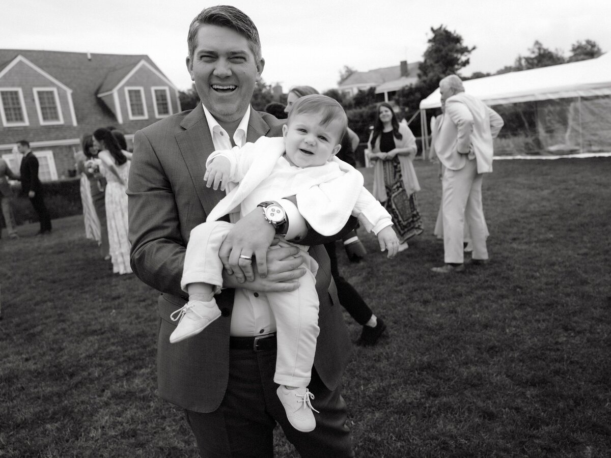 Wauwinet_Nantucket_Wedding_LevKuperman_056