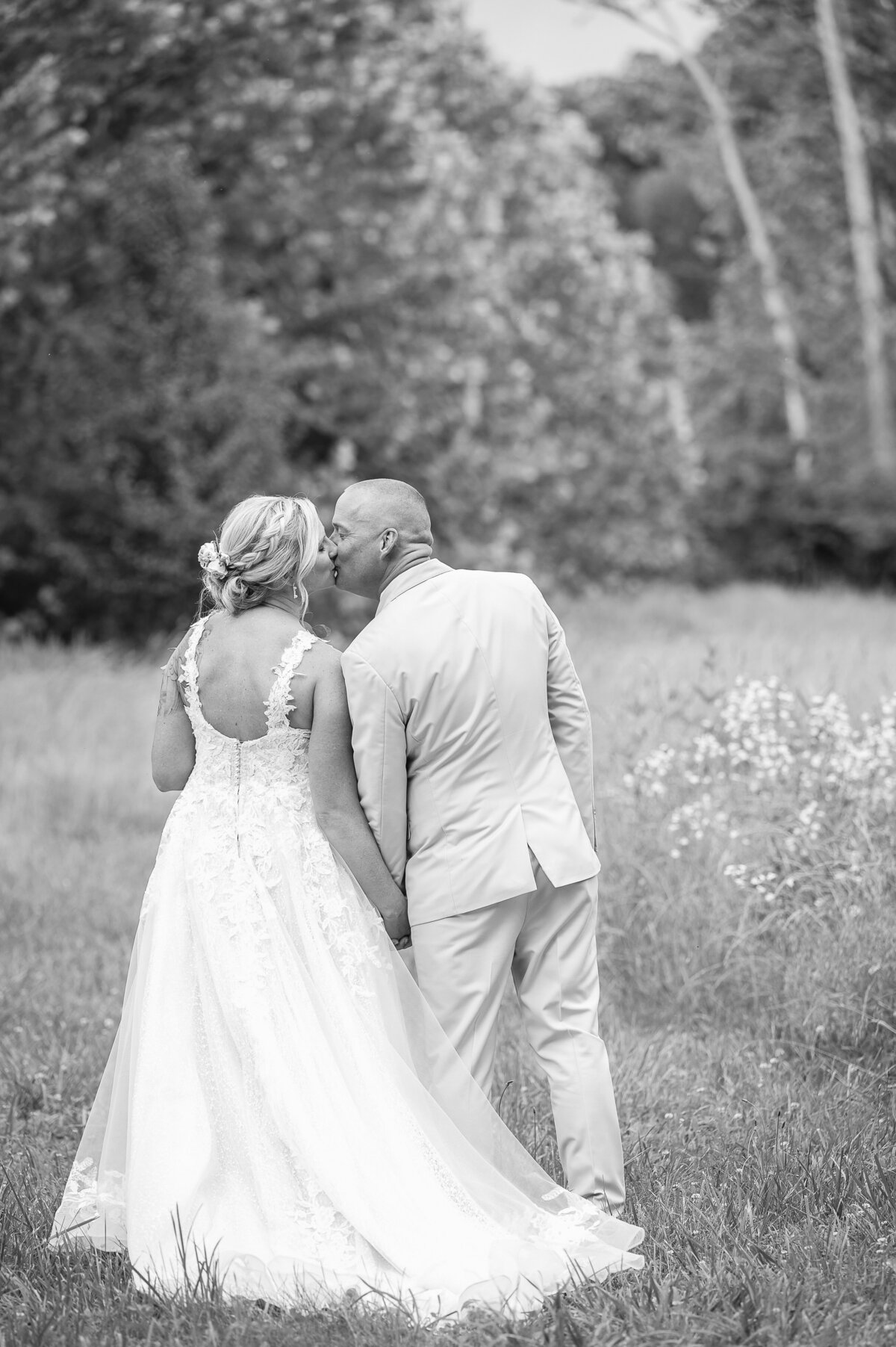 sarah-oberheim-photography-best-st-louis-missour-wedding-photographer-near-me-foristell-wedding-photography-valley farms wedding4