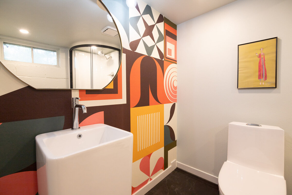 retro pattern wallpaper in bathroom renovation