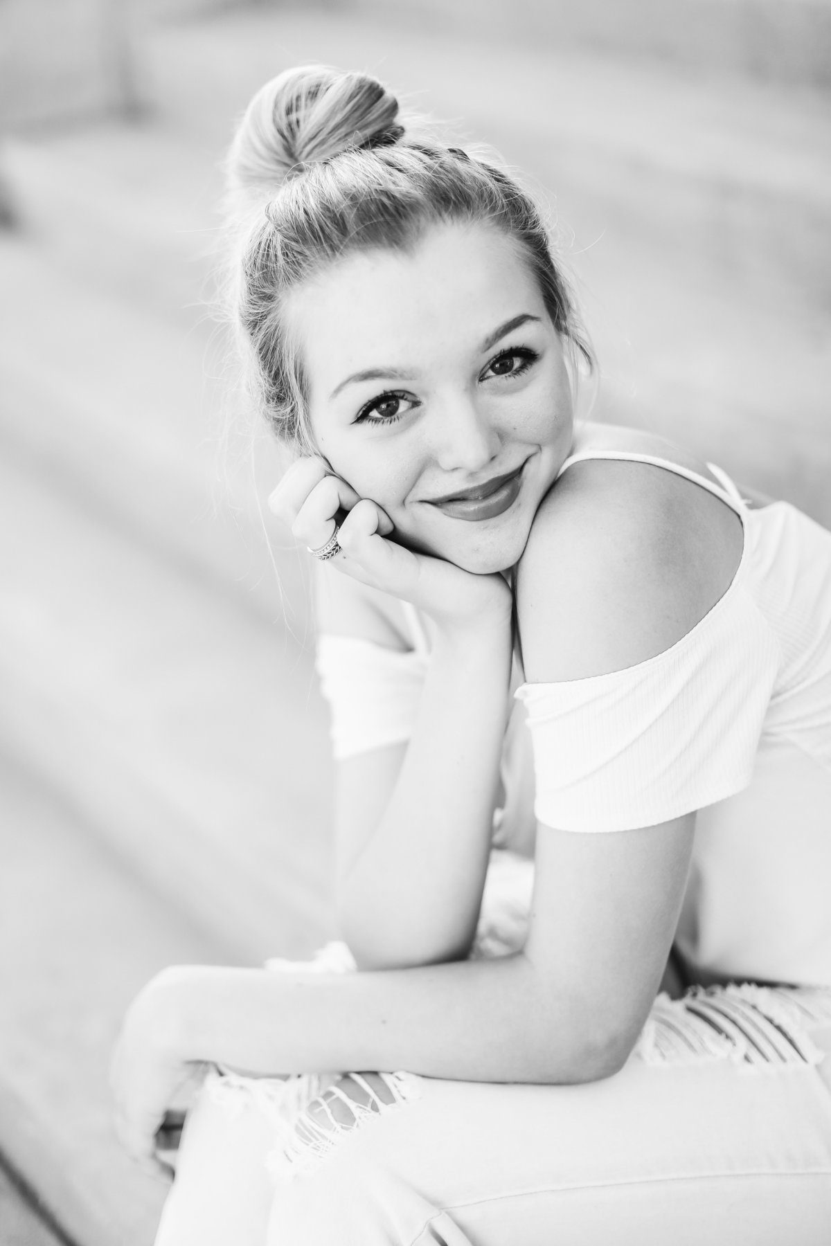 Abby Anderson Fargo Moorhead Senior Portraits Photographer