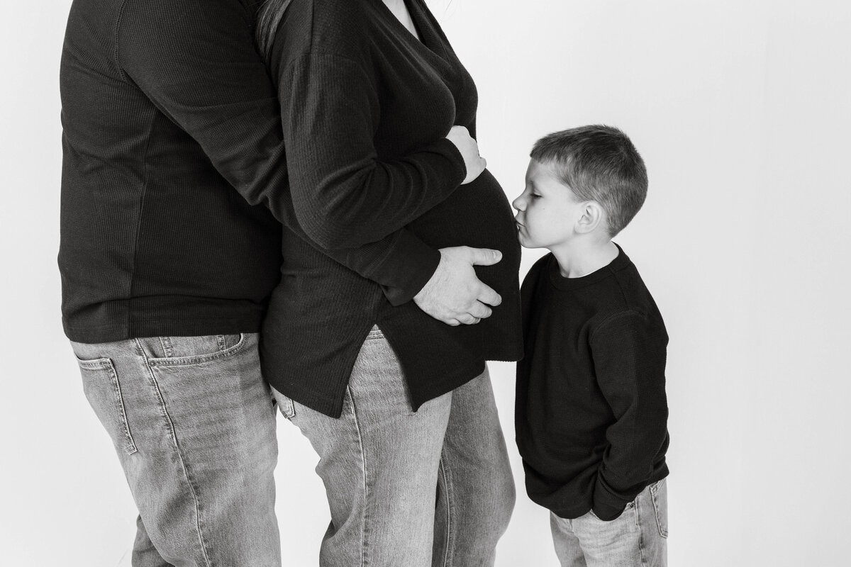 Kara - Maternity-93