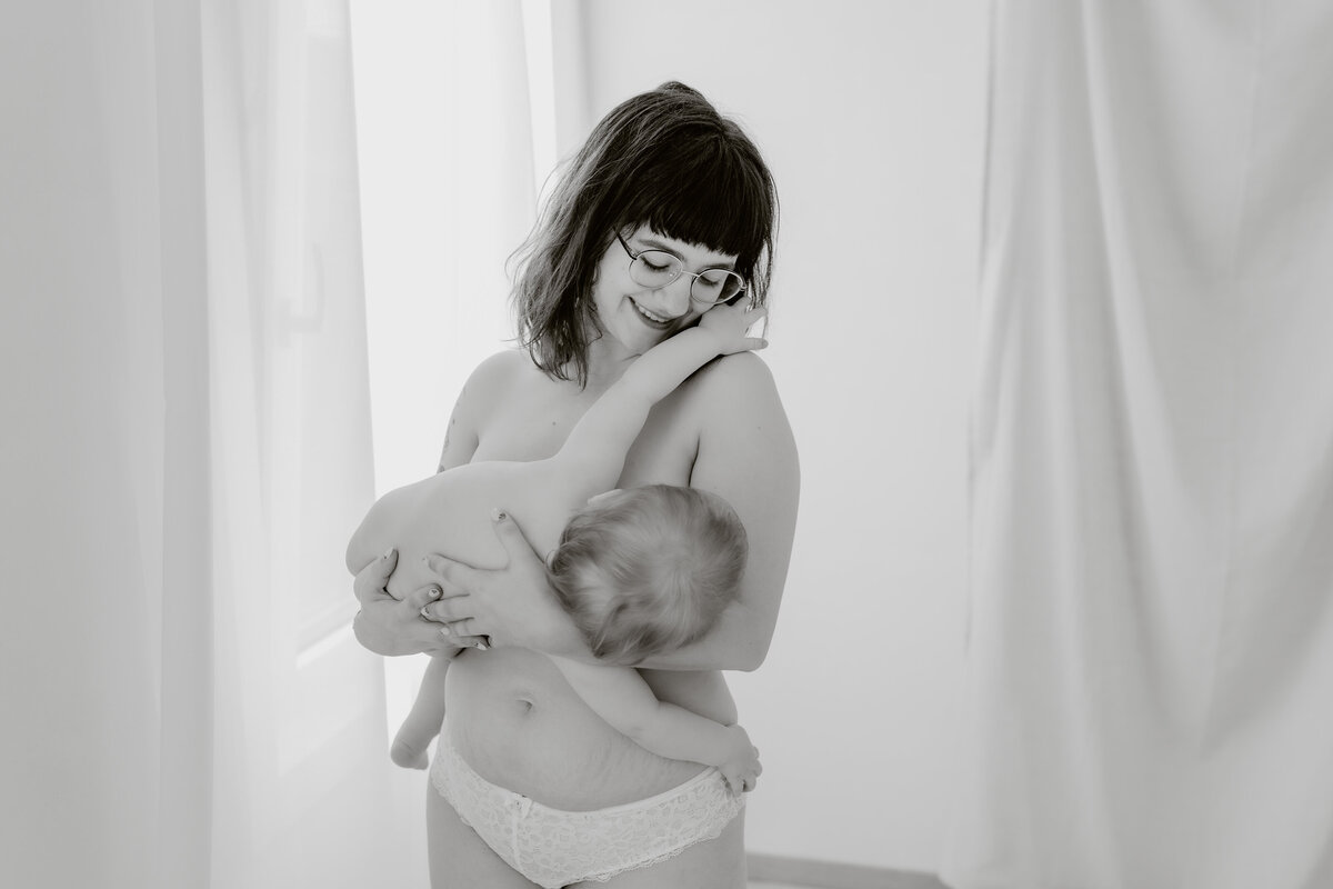 Intimate motherhood - Pictures by Jess - Sint-Niklaas