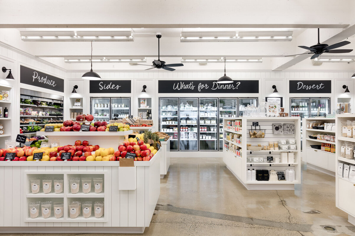 4-kitchen-and-market-boutique-grocery-panel-plank