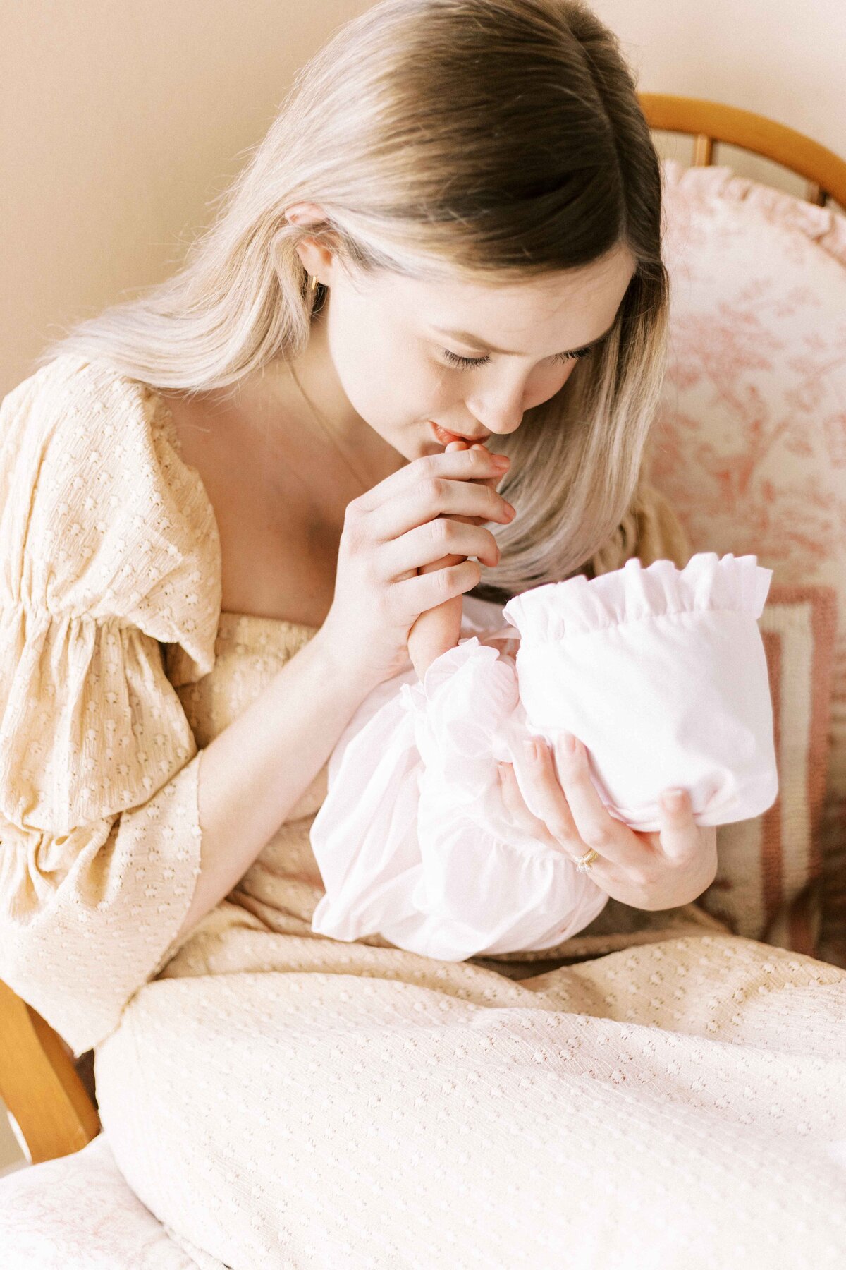 Peoria Il Newborn Photographer-03