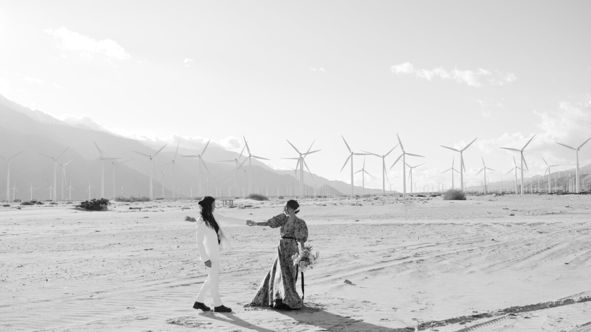 032-240123-em-lia-windmill-elopement-SierraVeraPhoto@2023