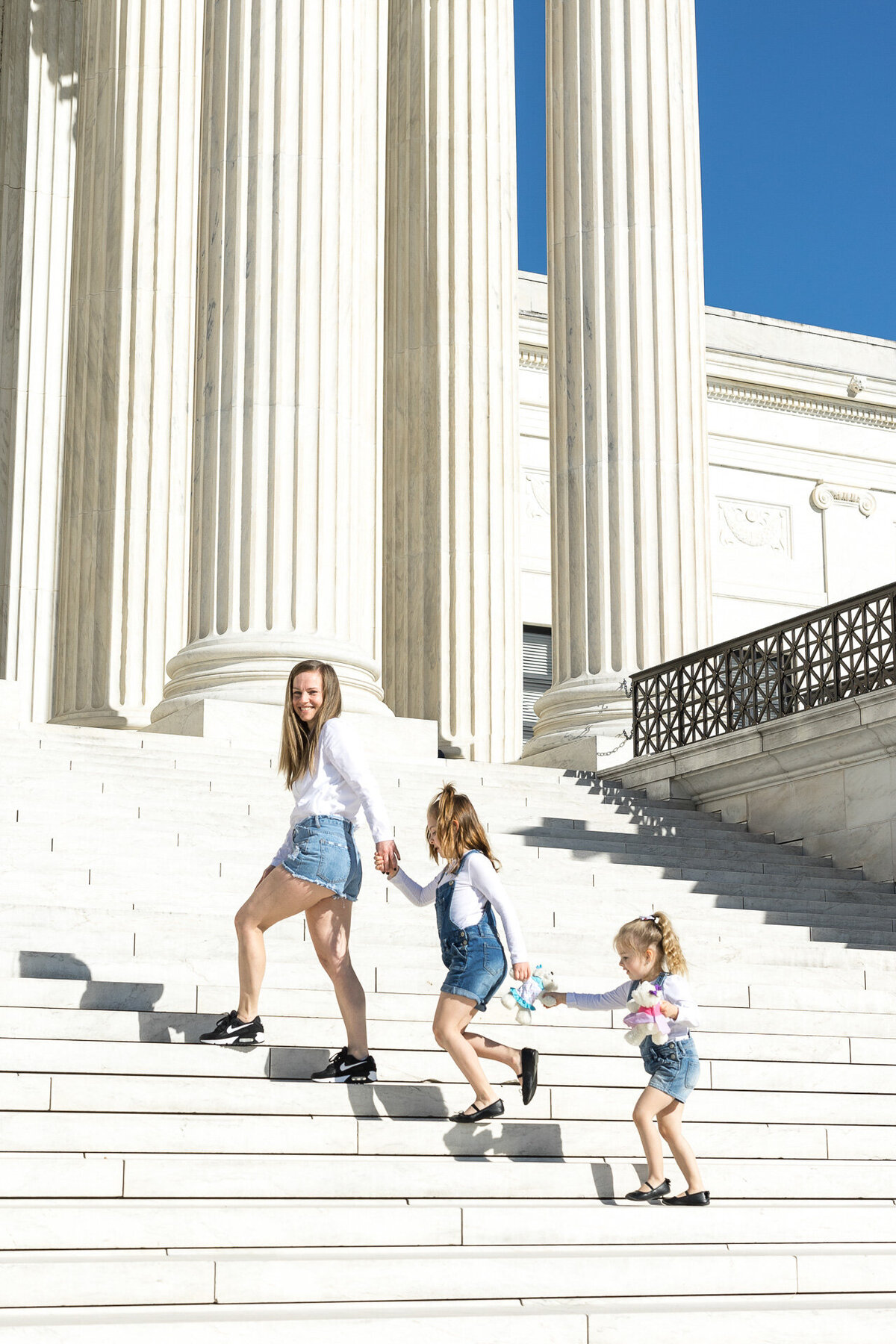 family-photography-mother-children-girls-supreme-court-10