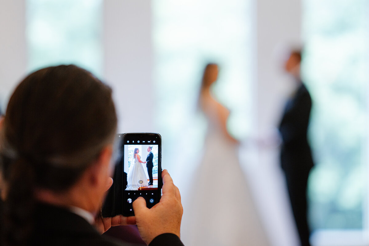 Cedar Creek Estate Wedding - M&C Sneak Peeks-16