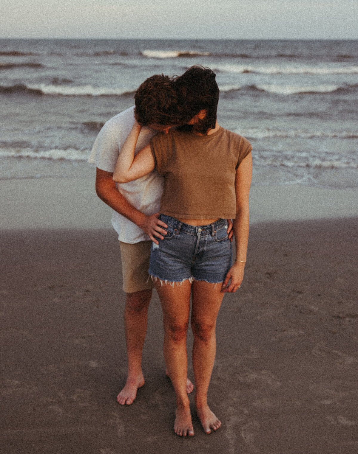 virginia beach engagement session 01083