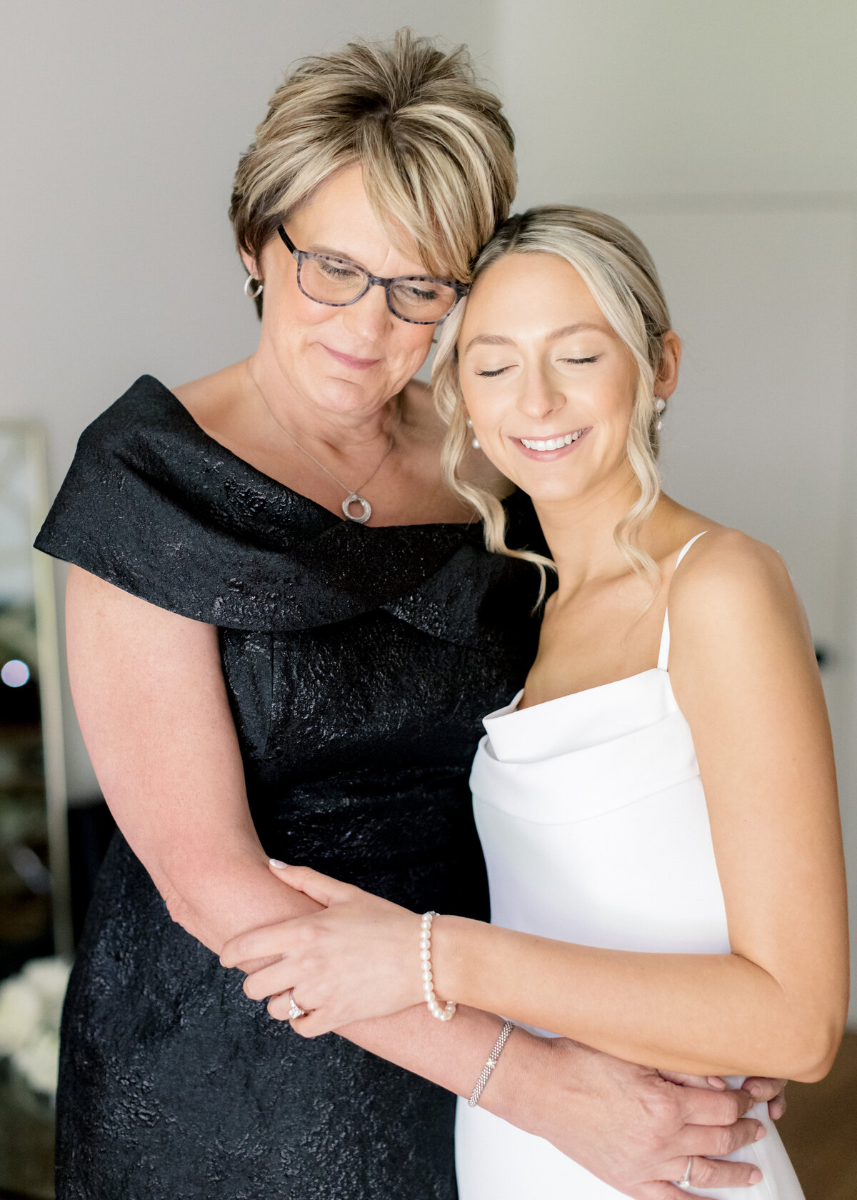 Ally-and-Nathan-Wedding-Preview-Emily-Nicole-Photo-17