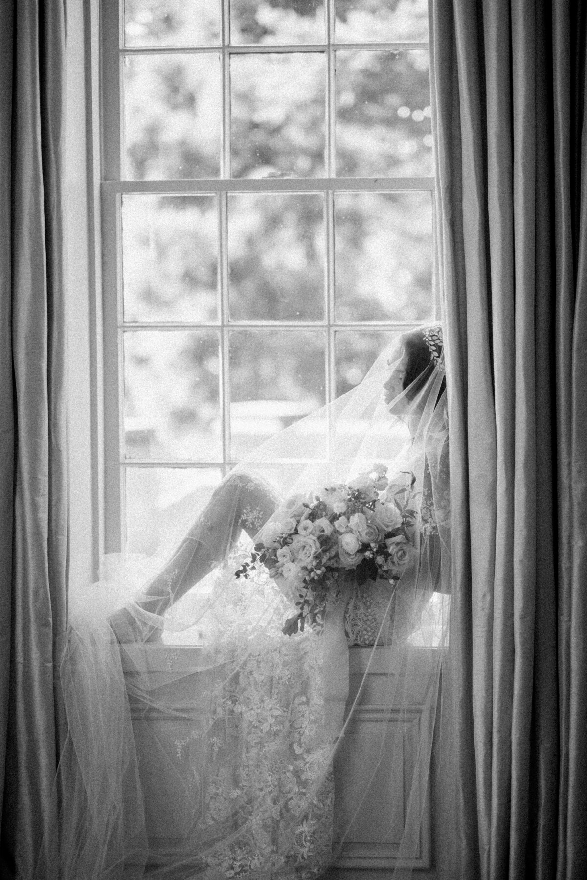 wedding-photographers-in-windsor-077