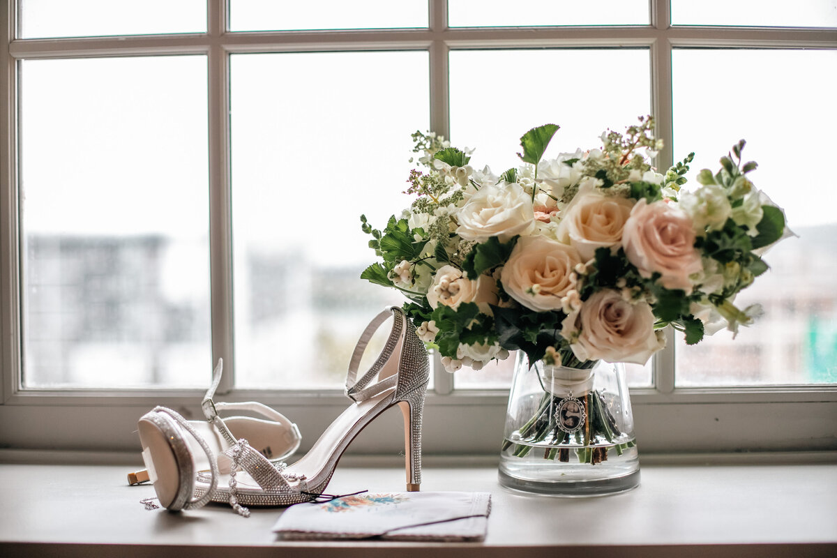 Bouquet_Of_Bride_Flowers_and_Shoes