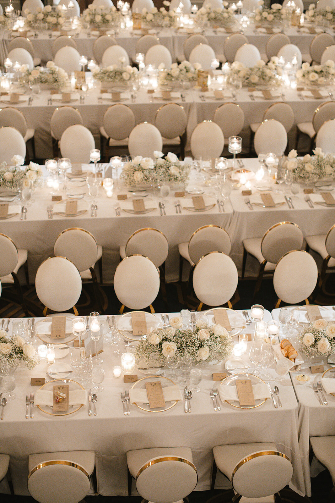 Grand-White-Wedding-Fairmont-Hotel-Flora-Nova-Design-Seattle-00028