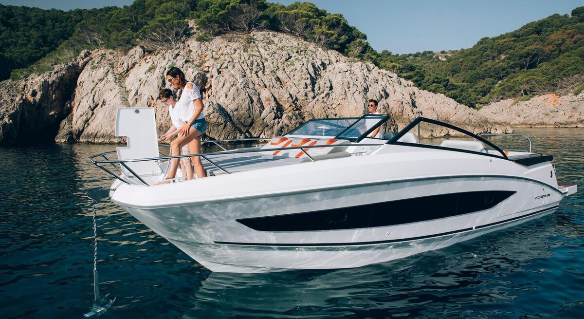 beneteau-flyer-10-exterior-1