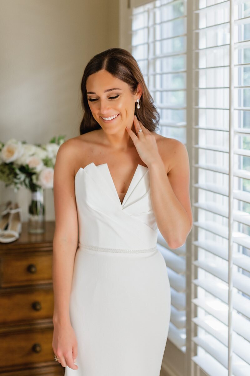 Classic Wedding at City Church of Evansville with Reception at ECC047