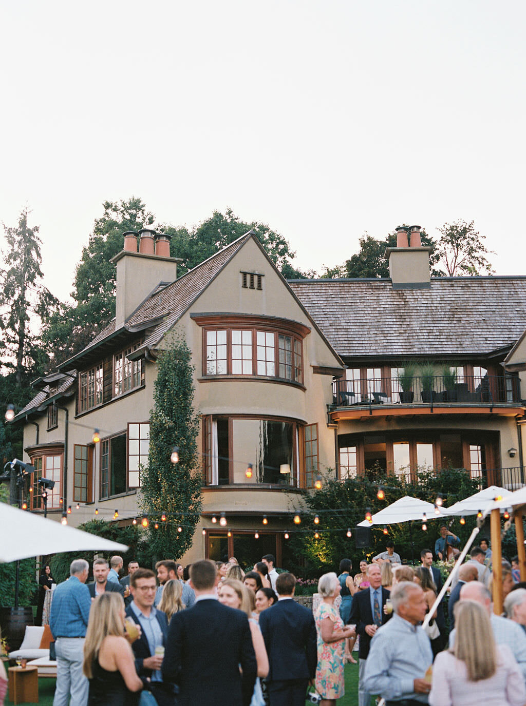 Portland-Oregon-wedding-welcome-party-32058_12