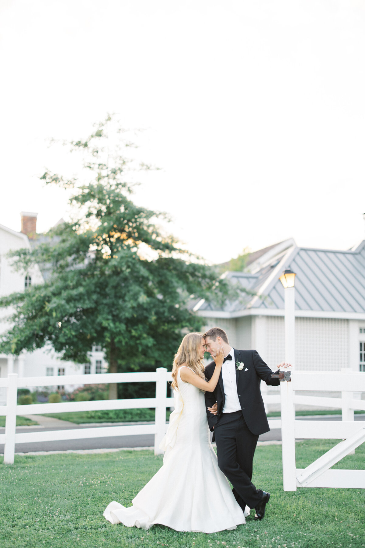 Molly Sue Photography New Jersey + East Coast Wedding Photographer Romantic Imagery Engagement Lifestyle Heirloom Wedding Albums6