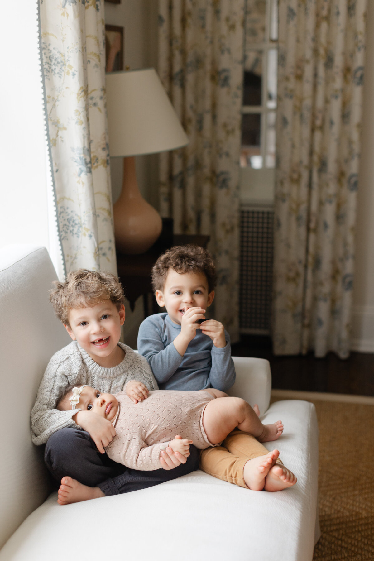 Philadelphia in-home family portrait session - 6
