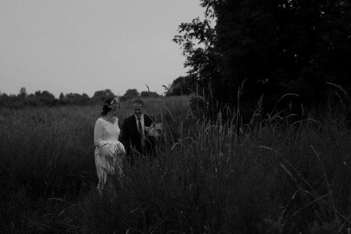 B--wiccan-backyard-wedding-intimate-couples-session-30