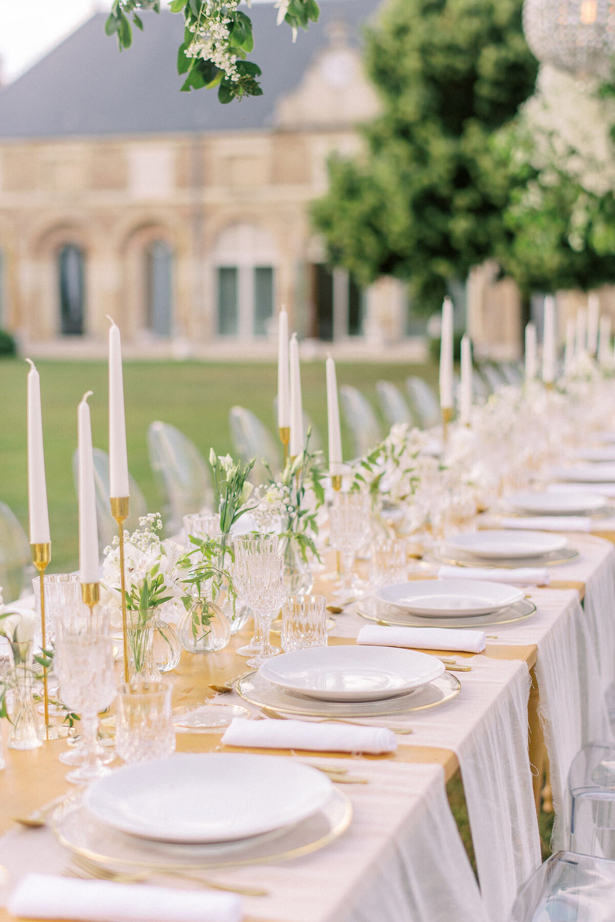 Wedding diner - table set up - table stylist