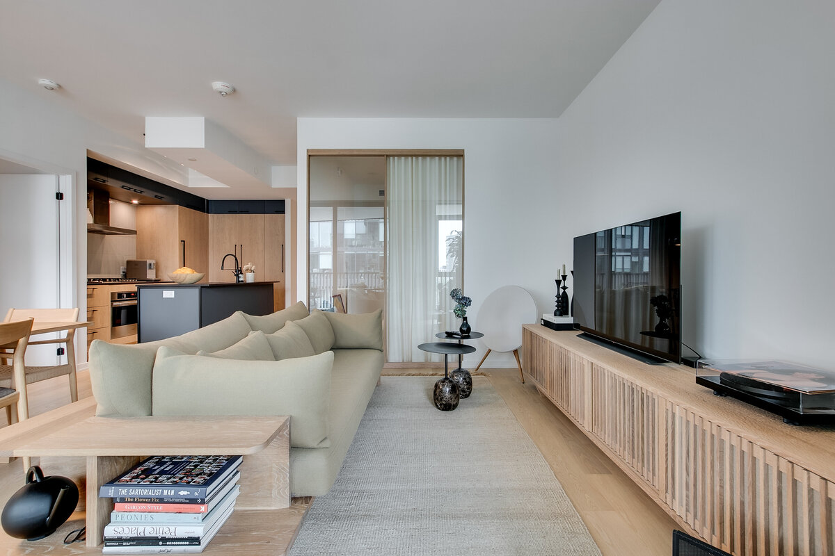 019_Living Room
