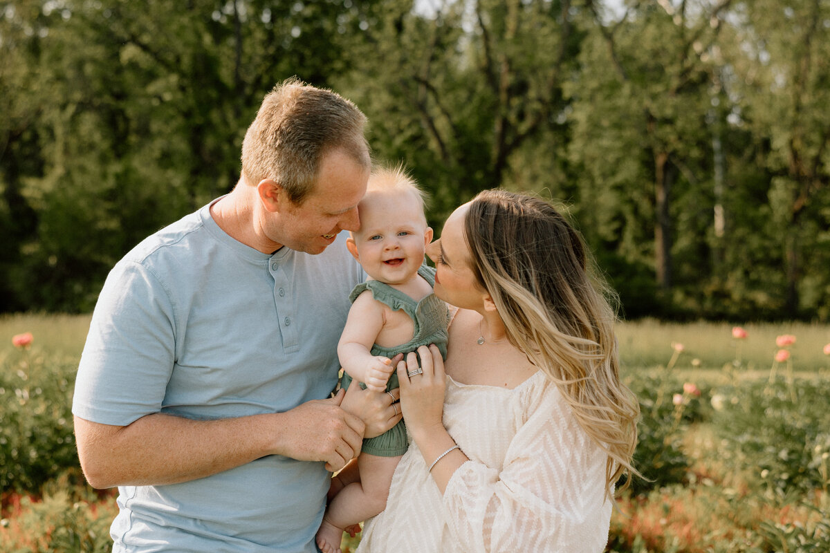styers-peonies-family-session-cara-marie-photography-12